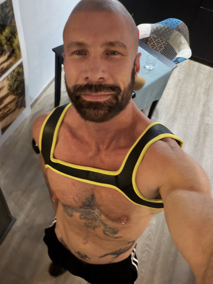 HotRawHole2Fill's tweet photo. Catch flight to Gran Canaria and immediately head out on the town to Yumbo Sports Wear party https://t.co/G9t3kwjHct