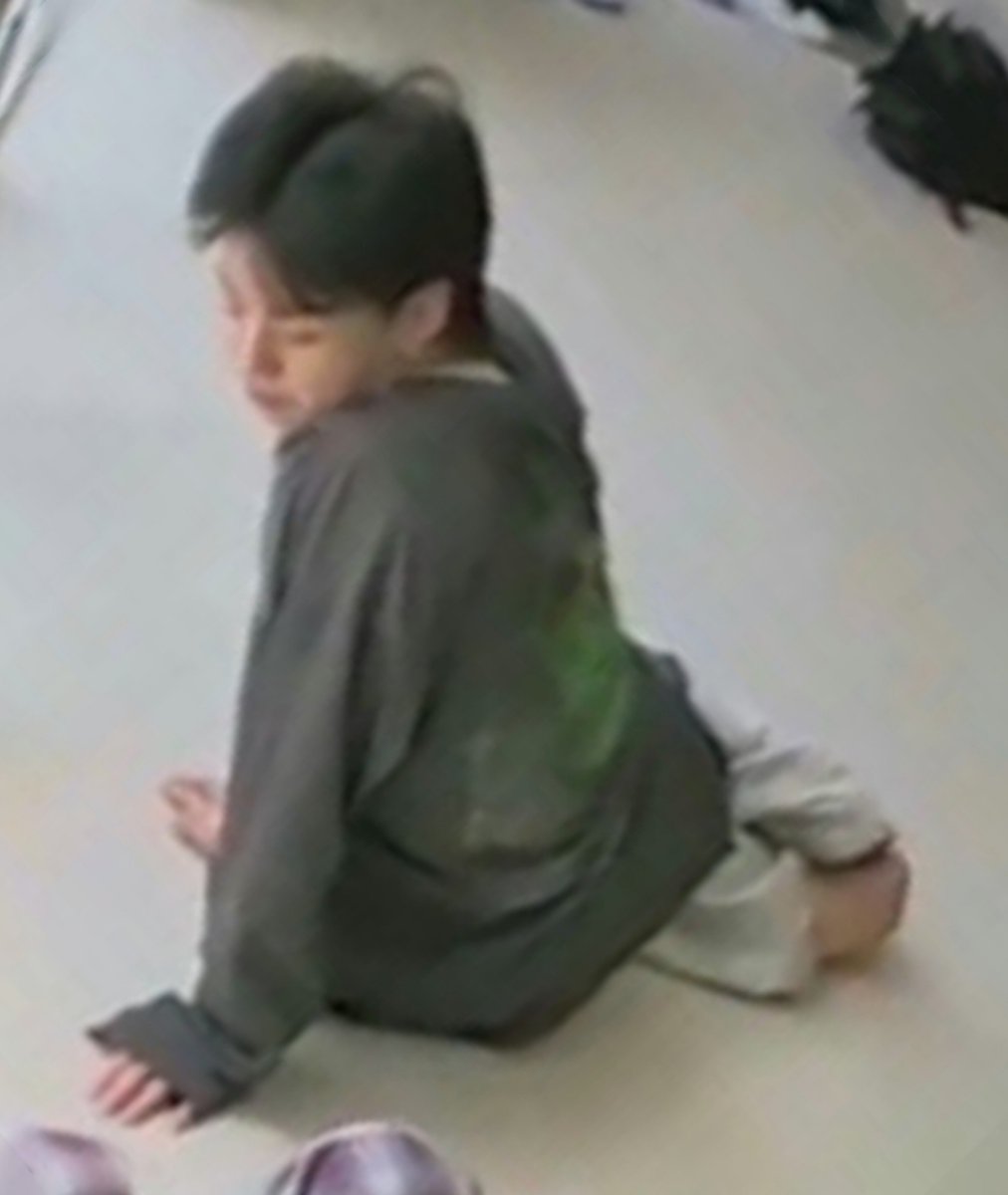 joon_lovebot tweet picture