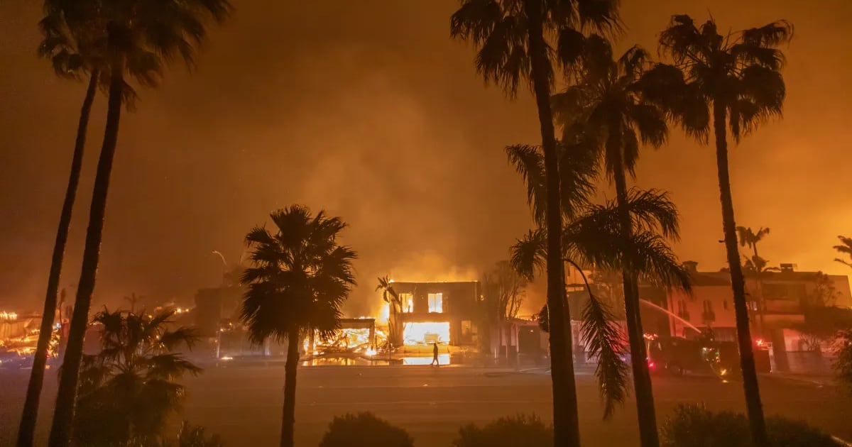 FTMQNews's tweet photo. Zillow removes climate risk scores from listings following real estate agent complaints #Zillow #PropTech

https://t.co/uOMelsu4mW https://t.co/mWYWNXkh7a