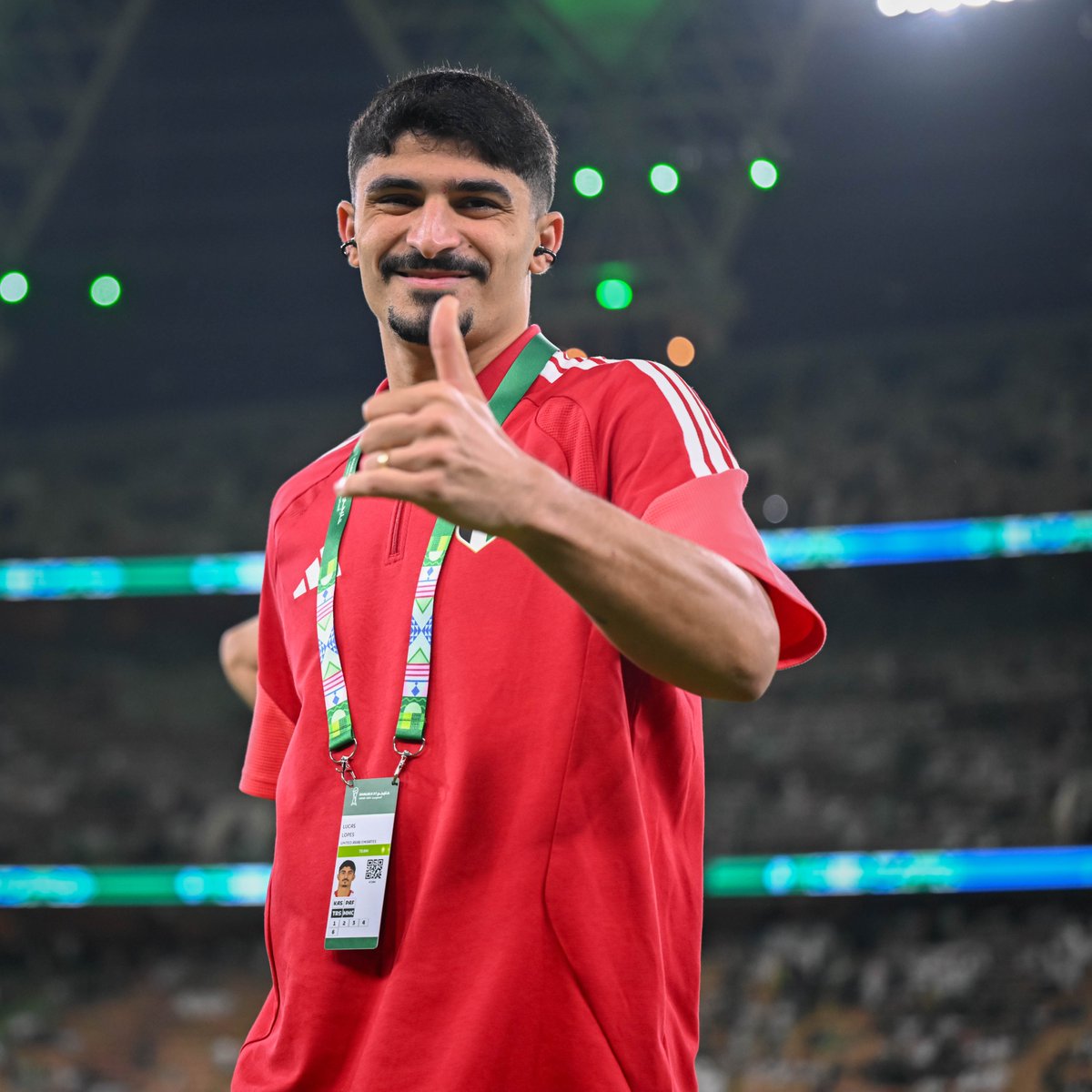 UAEFNT's tweet photo. الأبيض حاضر 🇦🇪

#منتخب_الإمارات #خليجي_الديار_العربية #ابيضنا_في_الخليجيه

We’re here 🇦🇪

#UAENT #Khaleeji27 https://t.co/zIynQpQDXS