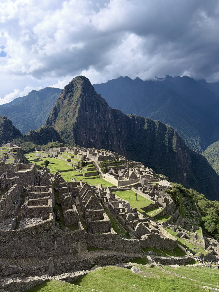 ericvna's tweet photo. Touching grass in Machu Picchu 🇵🇪 https://t.co/KdFUuMndZ8