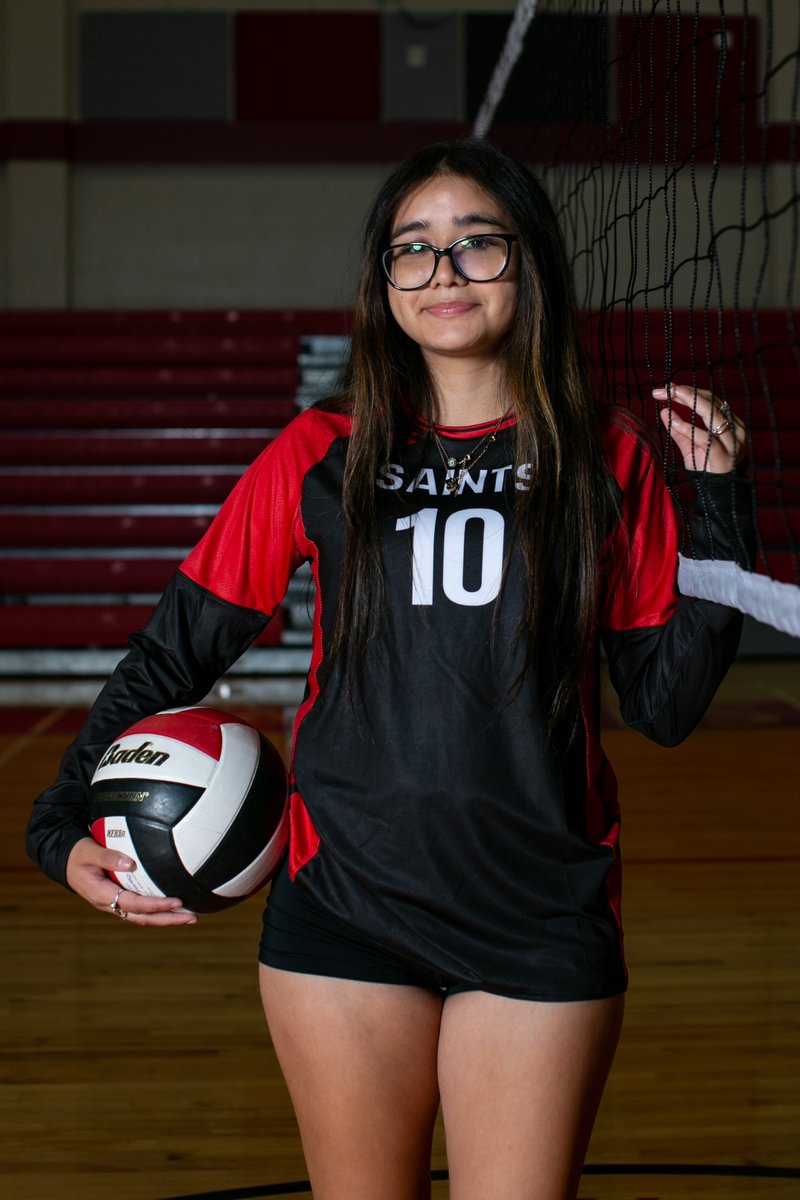 SJDCHS's tweet photo. Volleyball Senior Night at The Halo! ✨🏐
Tonight! vs Faith Academy-Marble Falls
JV 6:00 | Varsity 7:00 pm
Senior Night Ceremony immediately following the JV match.
Let's Go, Lady Saints! 😇
#HalosUp #BeingFamily #LadySaintsVolleyball
Portraits: @sidexsidephoto https://t.co/hCKSGdGpCS