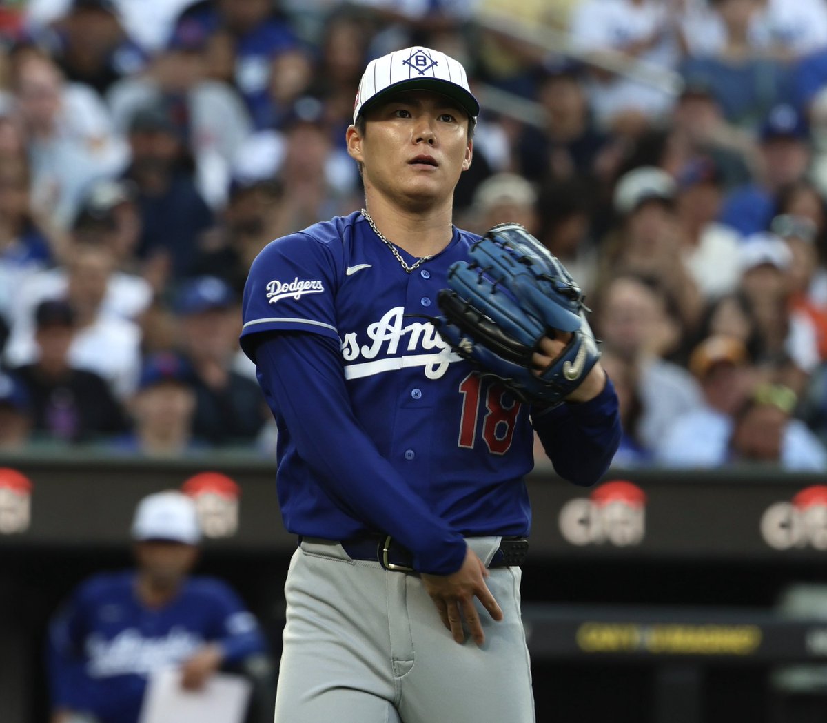 baseballahora's tweet photo. Tonight’s duel of Sale Vs Yamamoto is just the third postseason matchup between starting pitchers who had previously closed out a World Series-clinching game. 
The last time such a matchup 
occurred nearly 80 years ago #mlb #dodgers #braves https://t.co/aIKzgmPLA3