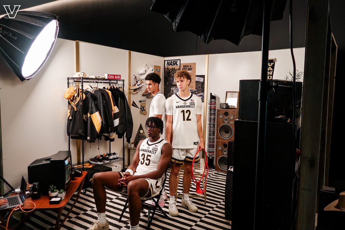 VandyMBB's tweet photo. Sneak peek of media day 👀 https://t.co/exAa5hNZqn