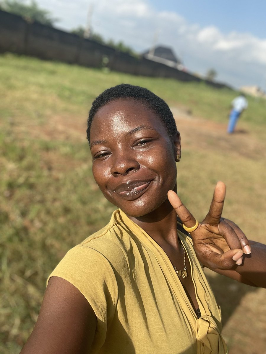 Juyin12222's tweet photo. Me, myself and my front camera again 😉✌🏾 https://t.co/Iyjq7TfPwz