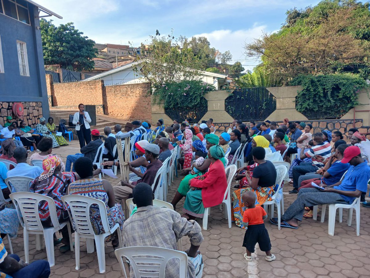 Kimisagara_Sect's tweet photo. None kuwa 06 Ukwakira 2026 mu Murenge wa #Kimisagara habaye inteko z'abaturage zaganiriwemo 
1.Amatora yo kuwa 24/10/2026 ku rwego rw'Umudugudu 
2.Ukwezi kwahariwe umuturage mu igendamigambi
3.Ikiganiro ku bufasha mu by'amategeko cyane itegeko rishya ry'Umuryango @Nyarugenge https://t.co/NTSvUq5tyT