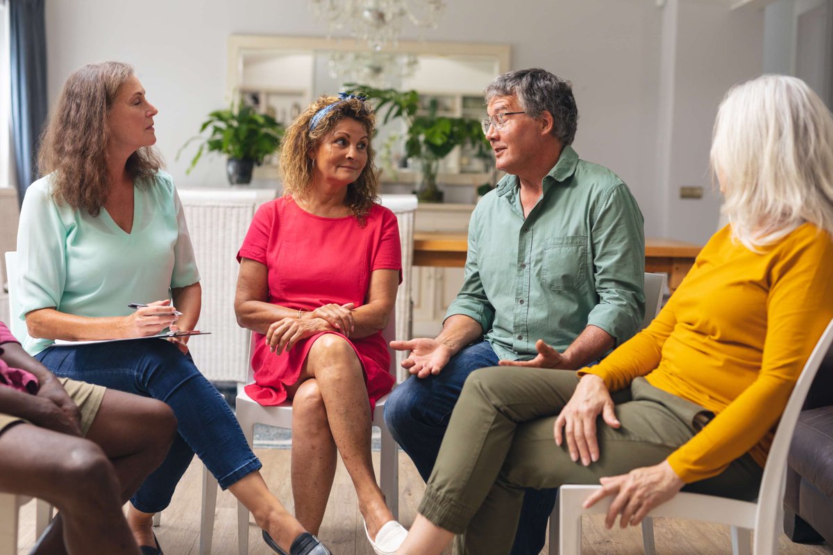 HoCoCommunity's tweet photo. SeniorsTogether needs you!
#HoCoAging is seeking older adult volunteers to facilitate small groups. Training: Oct. 9, 23 & 30, 2–4p.m. at Bain 50+. All sessions required. 410-313-7466
Or join Aging with Grace: Fridays, Oct. 16–Dec. 11, 1–2p.m. Free! https://t.co/fulKL9TwJE https://t.co/QCmdyArYX1