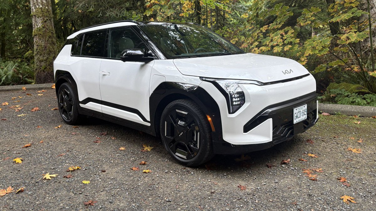 drivingdotca's tweet photo. First Drive: 2027 Kia EV3 offers great value for money https://t.co/vXT81Jm79u https://t.co/NiTs7DDPiU