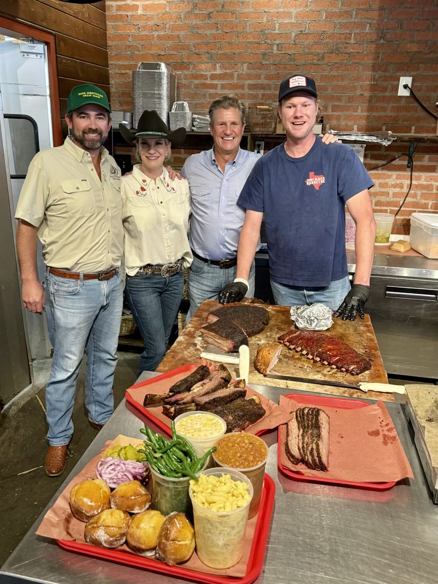 StanGerdesforTX's tweet photo. Two days. 
Four counties. 
One mission: GET OUT THE VOTE! 🇺🇸

We hit the ground running across Milam, Bastrop, Lee and Caldwell Counties with Congressman @SessionsTX17 , Commissioner @DrBuckinghamTX, Future Ag Commissioner @natesheetsforTX, Senator @LoisKolkhorst, and an incredible lineup of local leaders.

Now it’s YOUR turn.

Early Voting starts October 19th. Get your family. Get your friends. Get your neighbors. Get them to the polls!

Let’s turn out strong, defend our values, and KEEP TEXAS RED! 🔥#txlege