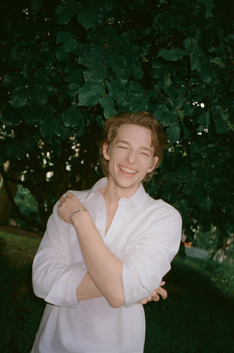 FilmUpdates's tweet photo. Mike Faist photographed by Emma Beiles Howie for @InterviewMag

(https://t.co/u0JiBcp8Ny) https://t.co/GkACt1QoUN