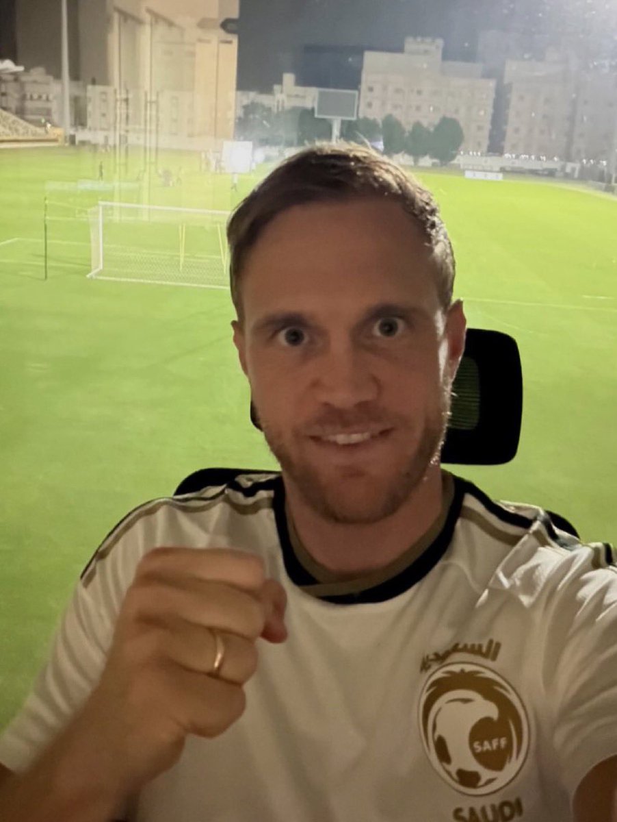 enuior's tweet photo. يشيخ روح الله يوفقك و��نصر فريقك السبت وينصر التيشيرت الي لابسه اليوم وكل يوم 💚 https://t.co/pvErdIBQX8