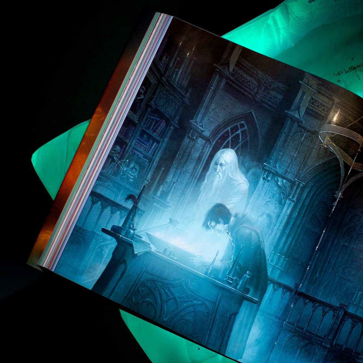 WW_Direct's tweet photo. The wait is over!

HARRY POTTER and the Half-Blood Prince illustrated by Levi Pinfold is officially out 📘

Have you picked up your copy yet?
(https://t.co/L5z4dnpHbA) https://t.co/khdc7OODlT