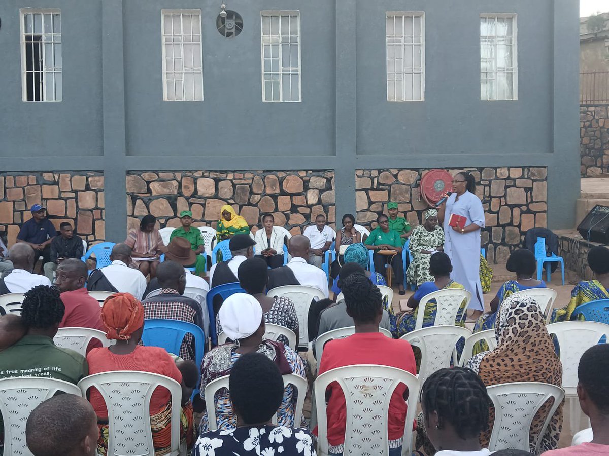 Kimisagara_Sect's tweet photo. @Nyarugenge Muri iyi nteko kandi habereyemo kwizihiza Umunsi mpuzamahanga w'abageze mu zabukuru ufite insanganyamatsiko igira iti Ubunararibonye bw'abageze mu zabukuru,Umunsingi w'iterambere rirambye.
Haremewe bamwe mu abageze mu zabukuru https://t.co/OO8A6vymL7