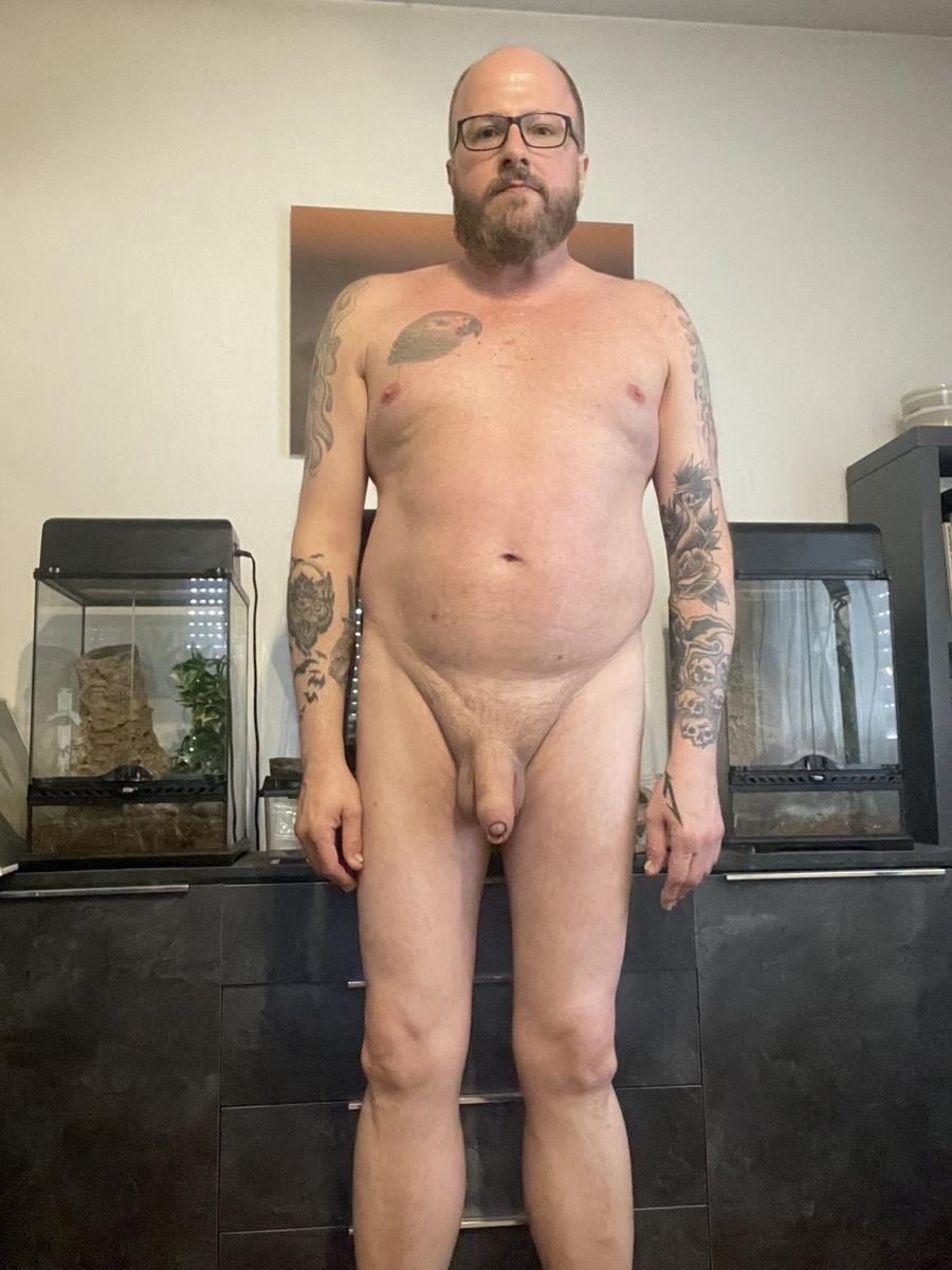 MistressSc3k's tweet photo. Exposure for this sissy slut is what she wants download and repost her pictures and take control of her @apronhore is your sissy hoe to own xx https://t.co/I0wzQ334NO