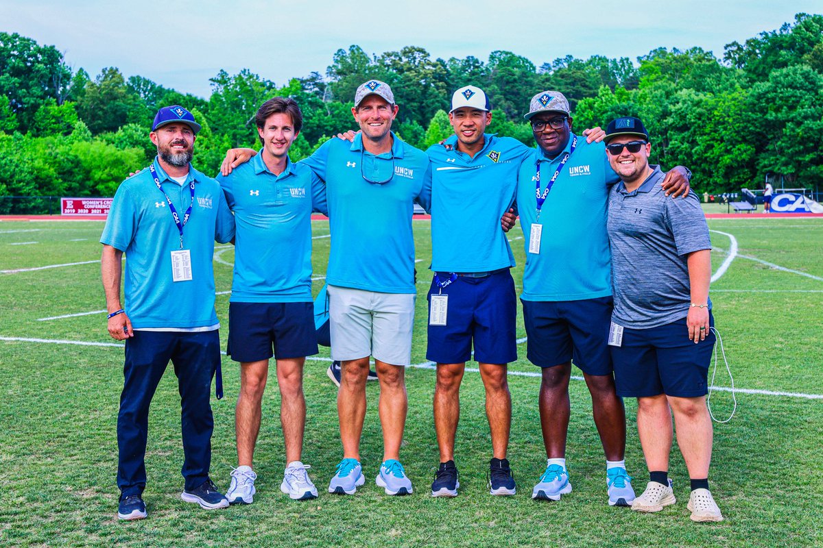 SeahawkTFXC's tweet photo. so much appreciation for our coaching staff! 👊

#NationalCoachesDay https://t.co/8tGzt0Pxx6