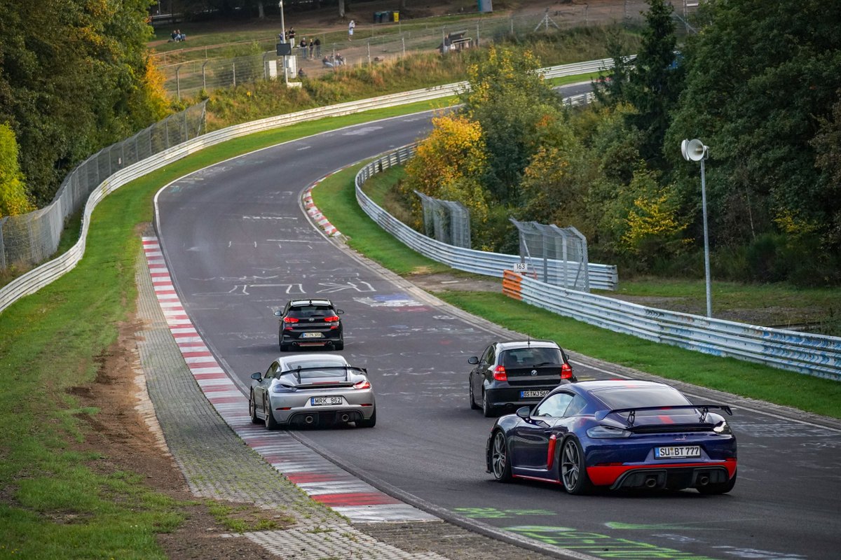 nuerburgring's tweet photo. The Green Hell Driving Days are in the books! ✨

What a wonderful weekend 🚗🌲

#HeartRace https://t.co/LBFiCGktLi