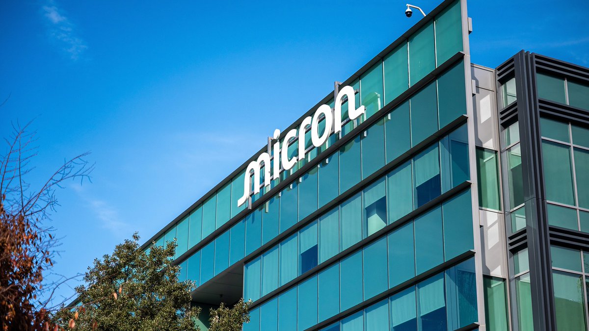 2logics's tweet photo. Netlist and Micron Technology settled their patent fight on Tuesday, October 6, with a five-year worldwide license that will pay Netlist $600 million and end all pending cases between them, Netlist said in a press release filed with the SEC.

Under agreements dated October 5 and announced October 6, Micron takes a non-exclusive, non-transferable, non-sublicensable license to Netlist's entire worldwide patent portfolio, including patents covering server DIMMs and high-bandwidth memory, and will pay $30 million each quarter from the fourth quarter of 2026 through the third quarter of 2031. The companies also settled and mutually released the litigation between them. Separately, Micron bought 10 million Netlist shares for $1 million under a securities purchase agreement, with a lock-up and release schedule. CEO C.K. Hong said the Micron deal "further validates the value of our AI memory technologies." Details are in Netlist's Form 8-K (accession 0001104659-26-113897).

Why it matters: another AI-memory patent campaign has been converted into a long, cash royalty stream just as HBM demand defines who controls the stack.

Sources: Netlist Form 8-K and Exhibit 99.1 (SEC), 6 Oct 2026; Bloomberg Law; Reuters, 6 Oct 2026.

#Micron #Netlist #Patents #HBM #AIMemory #Semiconductors
@MicronTech