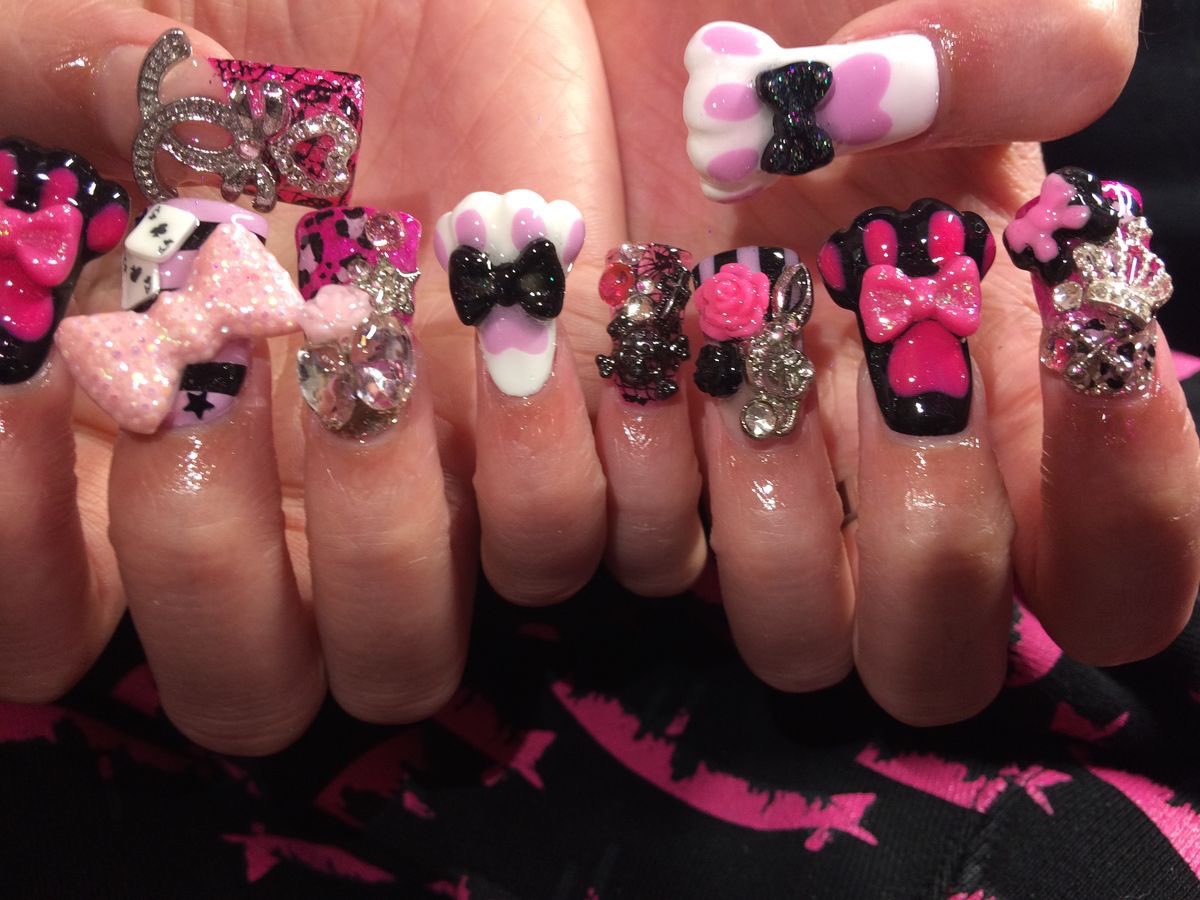 virtualh3arts's tweet photo. ᯓ★💅🎀 https://t.co/2zeGvX2p9w