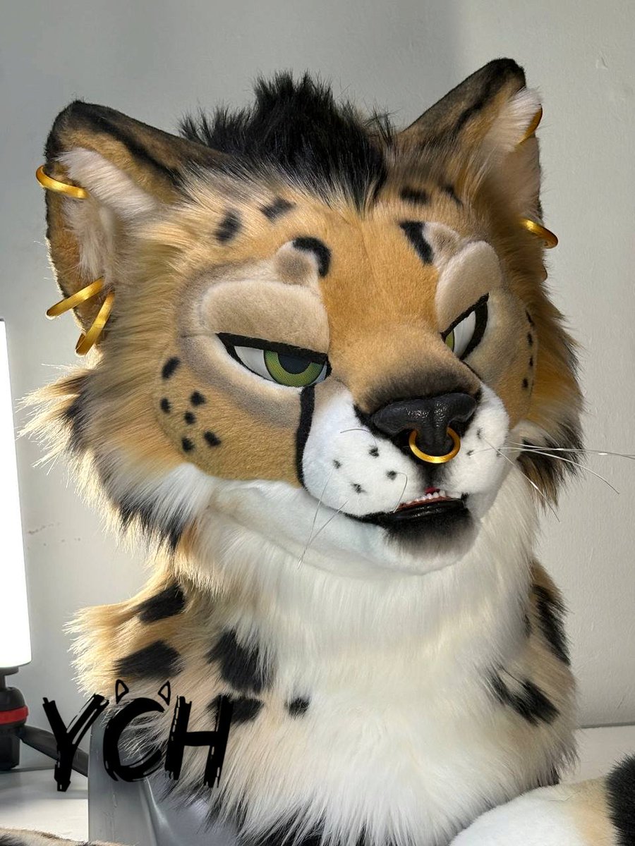 yazurscritters's tweet photo. Meet Dust the Cheetah! Our newest premade, he is up for auction on the Dealers Den! Auction ends in 4 days! https://t.co/PACqxDFzTY https://t.co/YPIK1jimTY