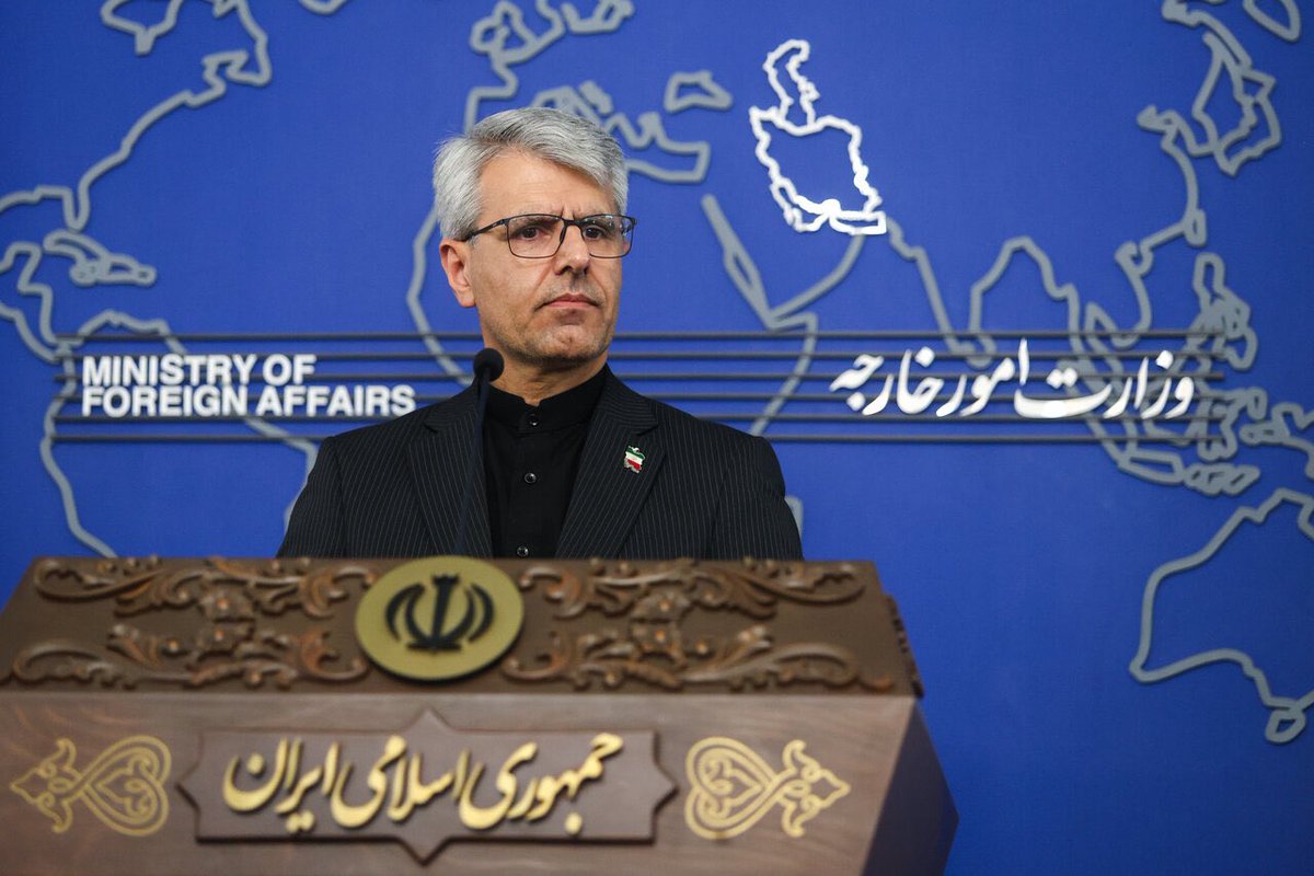agusantonetti's tweet photo. 🇫🇷🇮🇷 | AHORA — El régimen de Irán convoca al embajador de Francia para exigirle que respeten los derechos humanos en las protestas en París.

“El Ministerio de Asuntos Exteriores iraní insta a Francia a respetar los derechos fundamentales, incluida la libertad de reunión pacífica”.

No, no es una broma. Sin palabras.