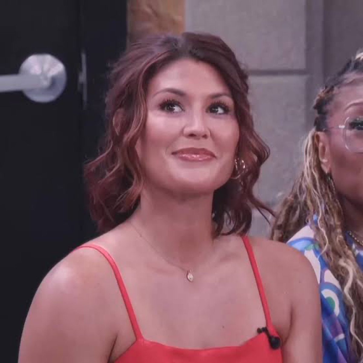 genius_blond's tweet photo. I was getting jumped weekly for being a day 1 Haley stan, but I'm so glad to see the sentiment on her changing. these Haley healings 💞💞 #bb28 https://t.co/iUCSnKcmtl