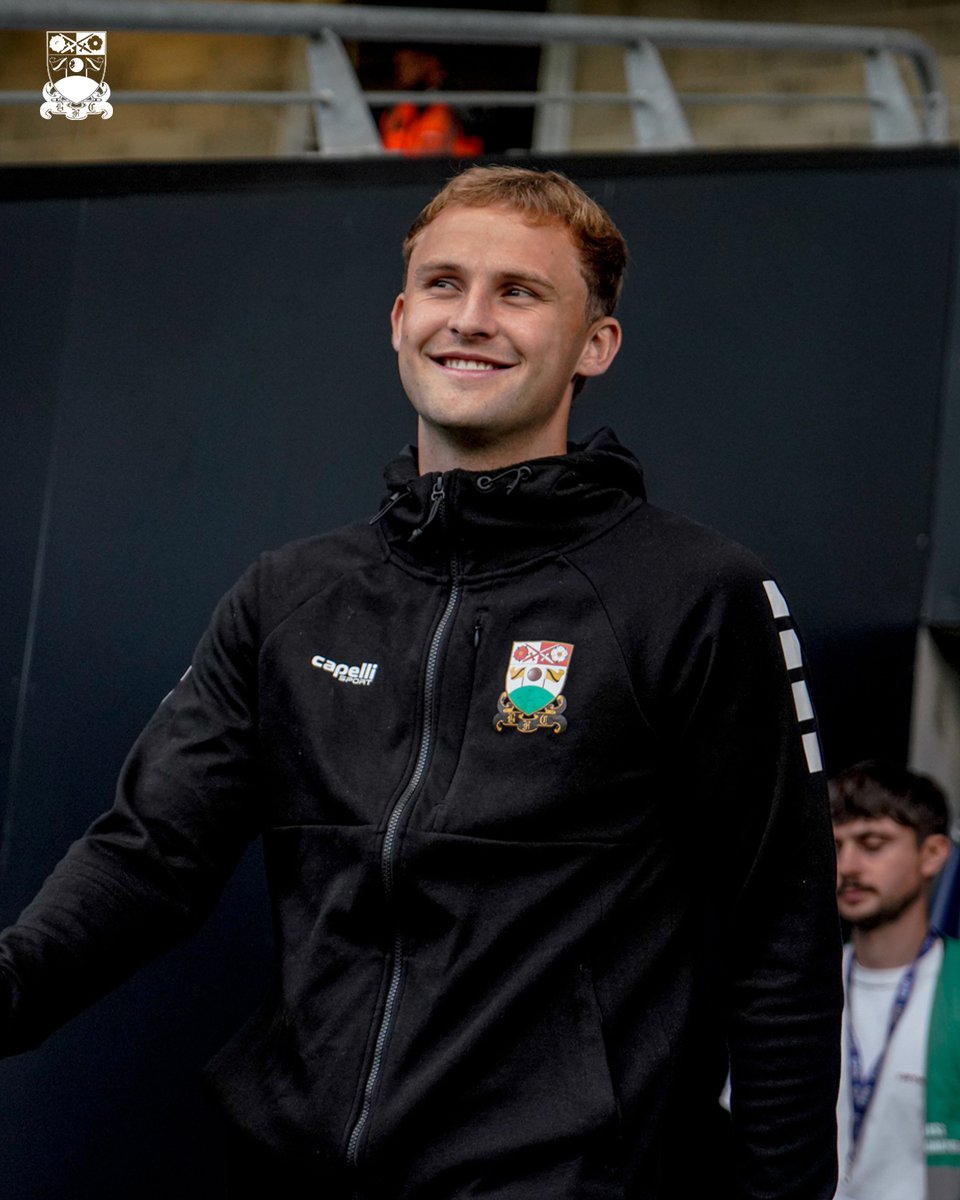 BarnetFC's tweet photo. Evening lads 👋 https://t.co/xCM7xBLTKW