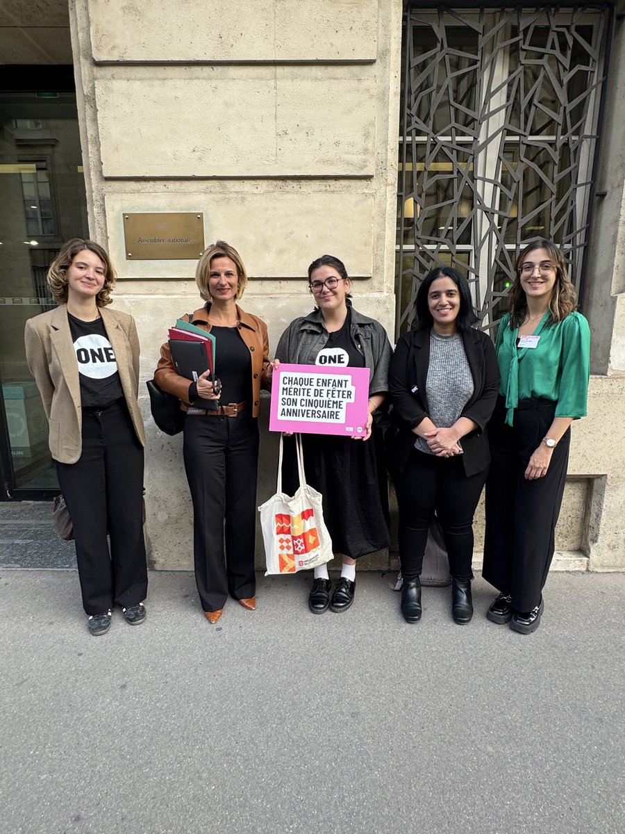 ONE_Fr's tweet photo. C’est parti pour nos Journées de plaidoyer annuelles !

Aujourd’hui, nos #ONEActivists ont rencontré les députées @AnneCecileVio et @O_charretgodard pour parler du budget 2027, notamment la part allouée à l’aide publique au développement.

RDV demain pour la suite. ✊ https://t.co/RQB4OTcsYE