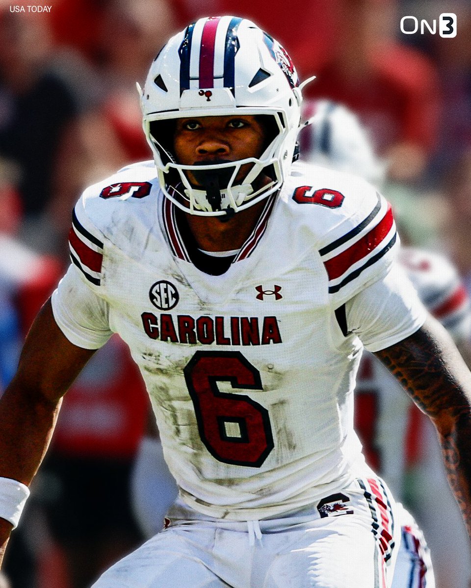 On3's tweet photo. NEW: South Carolina star EDGE Dylan Stewart attended practice today, but his status against Florida will be determined later, Shane Beamer announced. 

(h/t @Jacktveltri) 

https://t.co/bWf8wONb2G