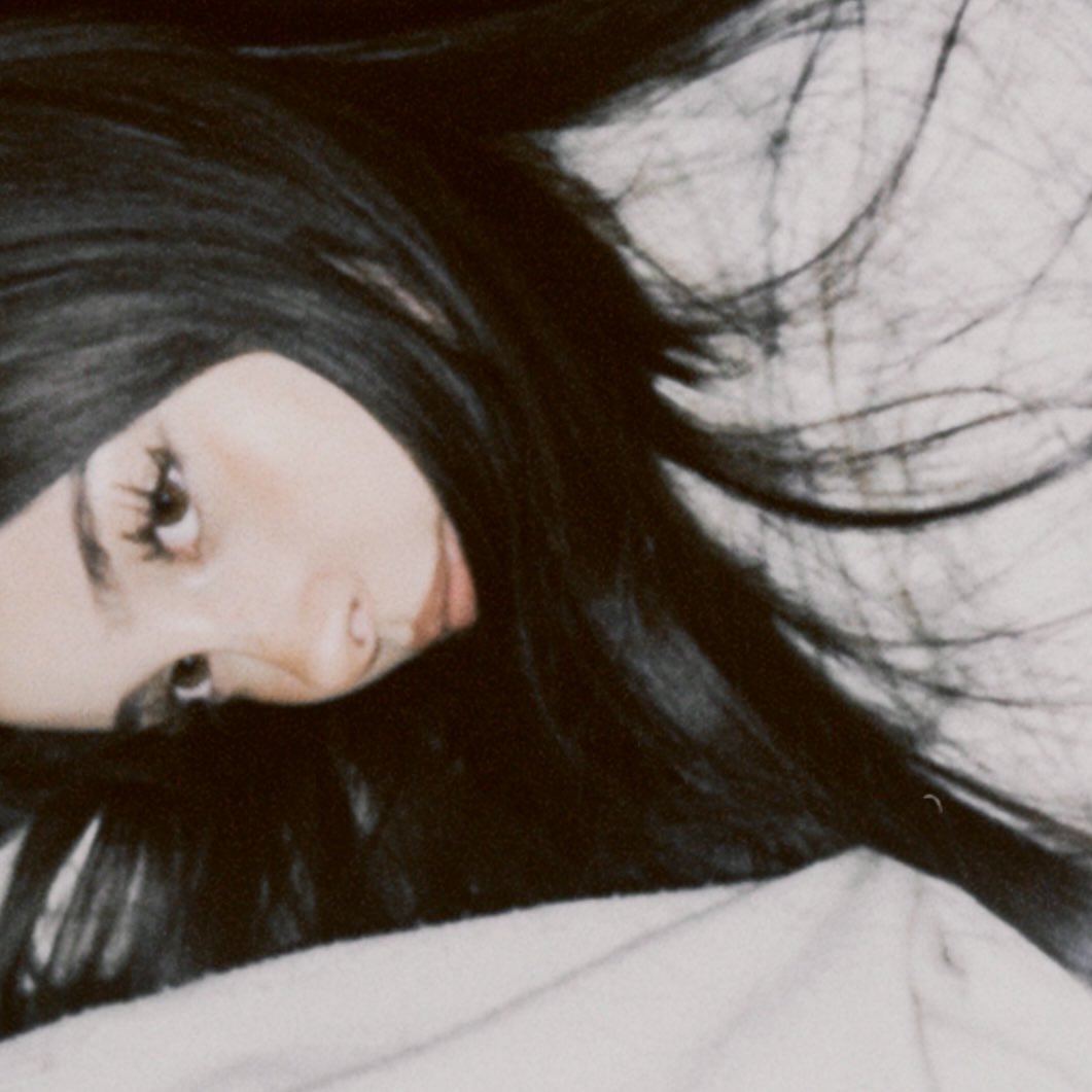 rubymorgaan's tweet photo. ‘claw for comfort’ oct 16th, presave in bio ily https://t.co/eCkKuPXiBg