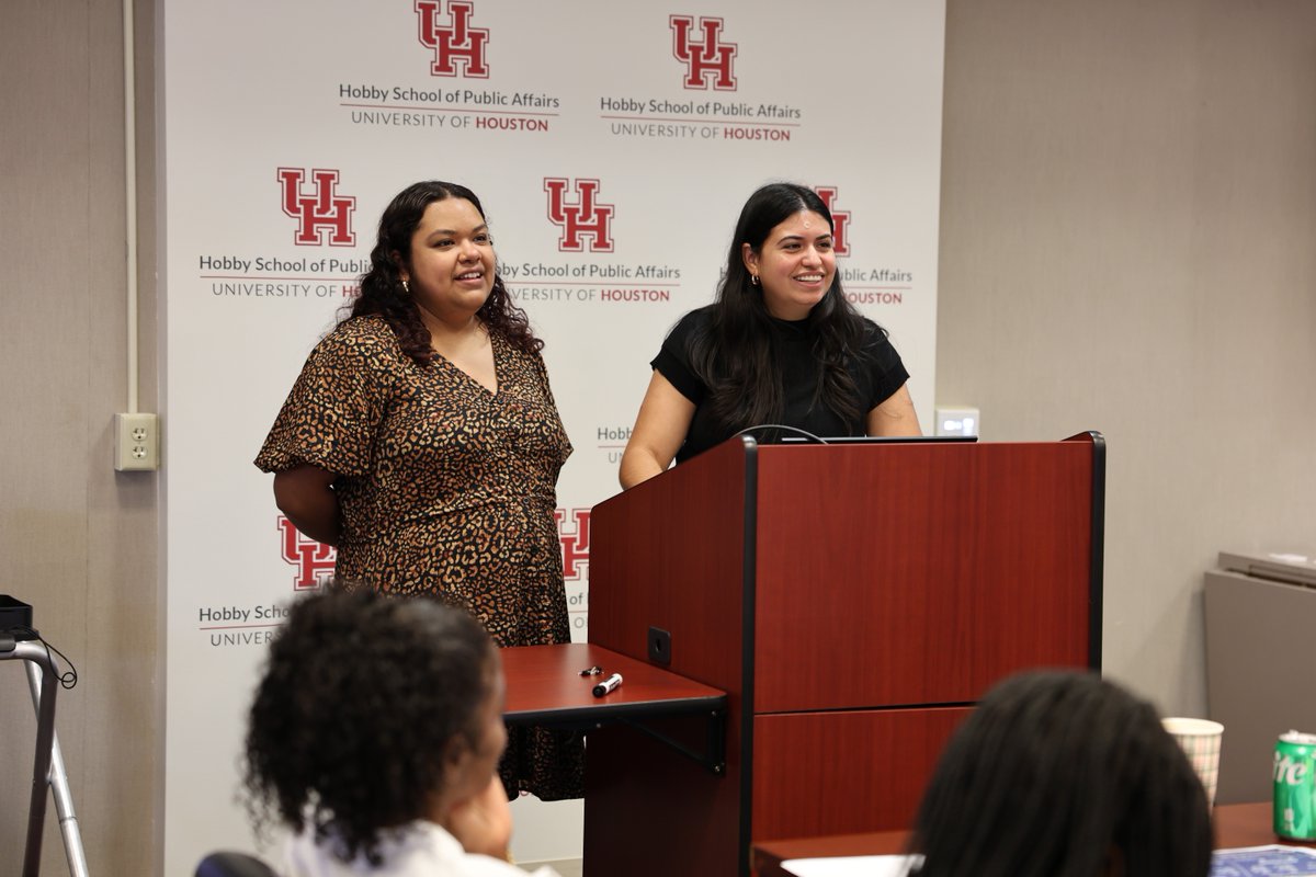 hobbyschooluh's tweet photo. The Civic Engagement Boot Camp included sessions on finding your civic purpose with @HoustonVoting, a Civic Escape Room with Engaged Voters, developing a voting plan with @BakerRipley, delivering public testimony with Mi Familia en Acción, and a mock election from @HarrisVotes. https://t.co/saQlmXLeCM