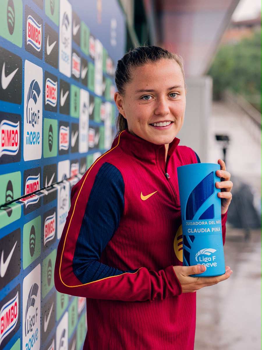 FCBfemeni's tweet photo. Pina, millor jugadora del mes de 𝗦𝗘𝗧𝗘𝗠𝗕𝗥𝗘 👏 https://t.co/pp4N1kpAaf