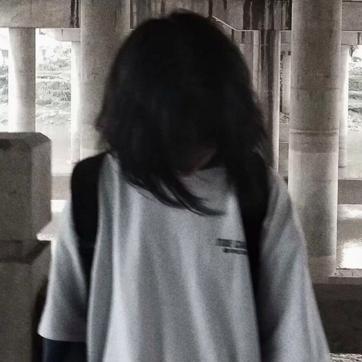 Suchandar06's tweet photo. 既刊のノベルティの数と既刊の数を揃えて詰めてたらまさかの別冊が足りない事態…だから日中にやっておけと…🫠
別冊はコピー本なので明日不足分をコピーしてきて製本→荷造り、からの明後日昼休憩に営業所持ち込みルートですね…(前回と同じ) https://t.co/bimBxKLGcL