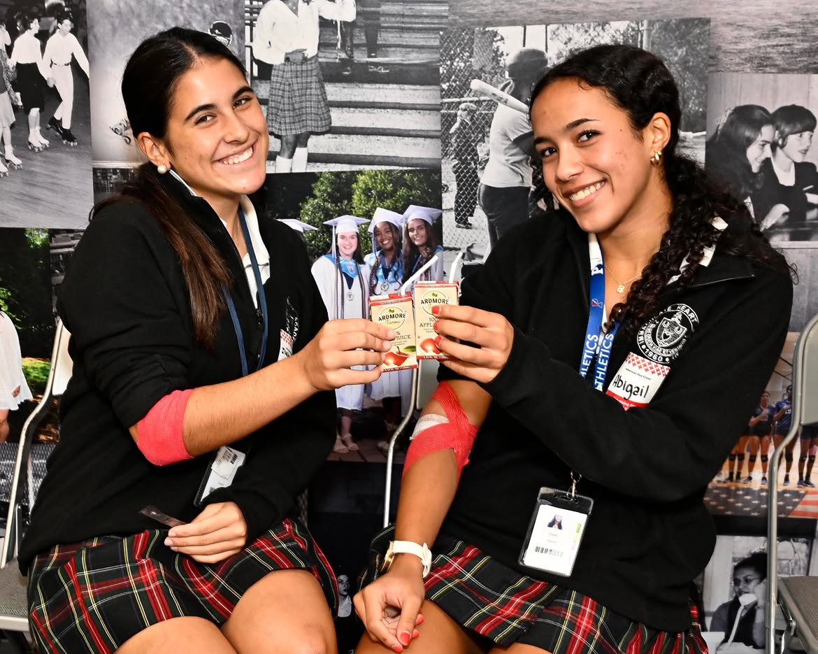 TheIHANJ's tweet photo. IHA’s Red Cross Club hosted its first blood drive in collaboration with the American Red Cross on Thursday, October 1!🩸
Click here to read more: https://t.co/uCGSLHhk3Z https://t.co/eXm9DNFA8f