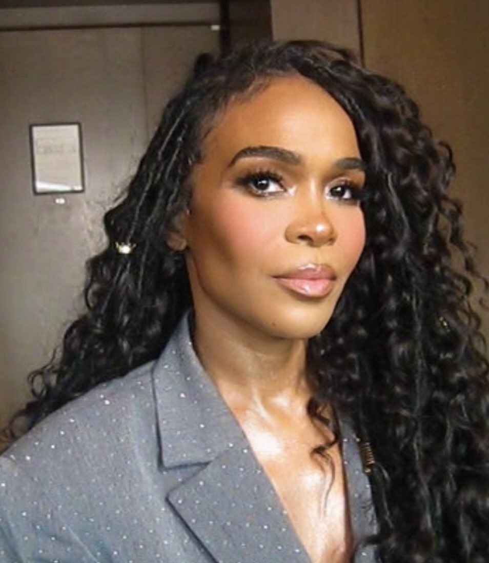 paintedbyesthr's tweet photo. Destiny’s Fulfilled 🥹 Makeup by me on the beautiful Michelle Williams🩷 #3for3 https://t.co/jnvqyY5NSU
