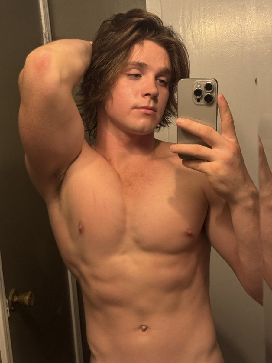 KingPeebs's tweet photo. Lean is law

#findom #hypnodom #cashsub https://t.co/Cayl0cWThU