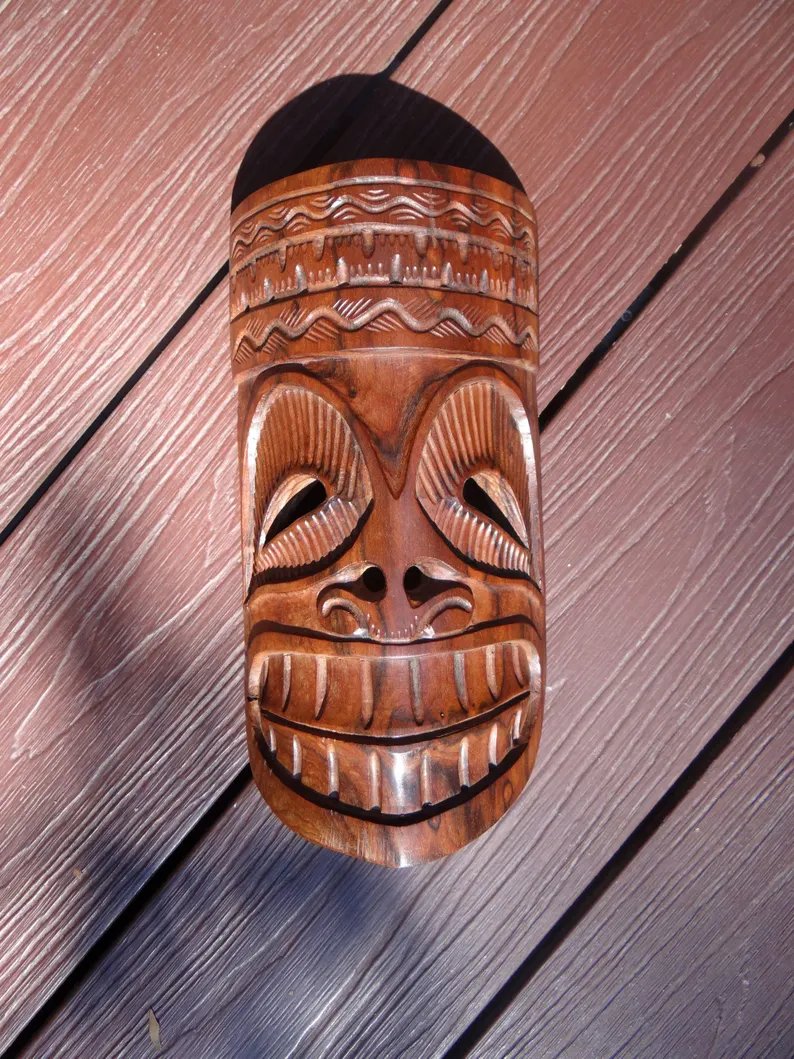 elementsdeco's tweet photo. Authentic Vintage Tahitian Tiki Mask – Hand-Carved Sculpture – Marquesas Islands (1980–1985) https://t.co/k6Q9kFlr1L

#Tiki #vintageWoodenMask #Polynesia https://t.co/QC009p7zhZ