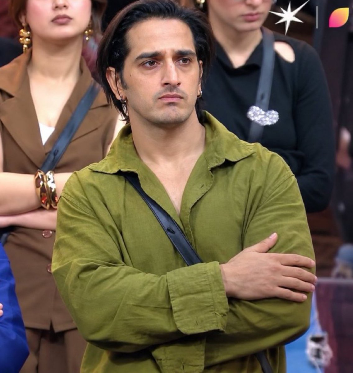 imahseya's tweet photo. Wishing our Rockstar a speedy recovery. May he feel better soon and come back stronger than ever.

HEART GOES OUT FOR QAZI https://t.co/hB89ClOQOR