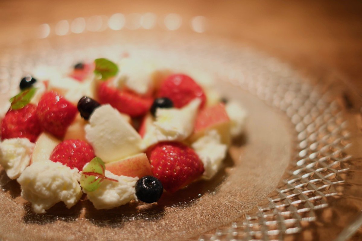 AffabileBar's tweet photo. 「料理とワインを楽しむ シェアスタイルコース」5,500円（税込）。

アッファビーレのお料理をシェアスタイルで楽しみながら、当日のグラスワインからお好きな3杯を。

ワイン選びに迷われた際は、お料理に合わせてご提案いたします。

ご予約はホームページより☺️
https://t.co/j2G7o4Nw2Y https://t.co/EZNW4wXq0b