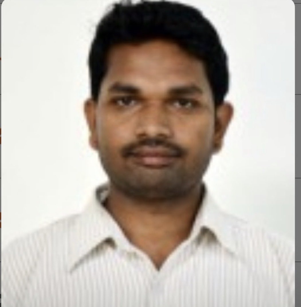 IOOA_CoreGroup's tweet photo. IOOA deeply shocked and outraged by the tragic incident involving IOCL officer Shri Mahesh Shelke Annarao, Manager, Nanded, Maharashtra, who lost his life while performing his official duties.

Violence against an officer of a public sector organisation is absolutely unacceptable. IOOA strongly urge MoPNG, IOCL Management and the Government of Maharashtra to ensure a swift, impartial and time-bound investigation and arrest of the perpetrators within 24 hours, subject to due process of law.

The bereaved family must receive immediate support, and the safety and security of all officers serving the nation must be ensured.

There must be zero tolerance for violence against oil company officers performing their duty. Justice must be swift, firm and exemplary.

@PMOIndia @MoPNG_eSeva @IndianOilcl @CMOMaharashtra @DGPMaharashtra @HPCL @BPCLimited @ONGC_  @ABPNews @ndtv @aajtak @ETEnergyWorld @Secretary_MoPNG @MahaChiefSec  #JusticeForMaheshShelke #ProtectOurOfficers #LawAndOrder #IOCL