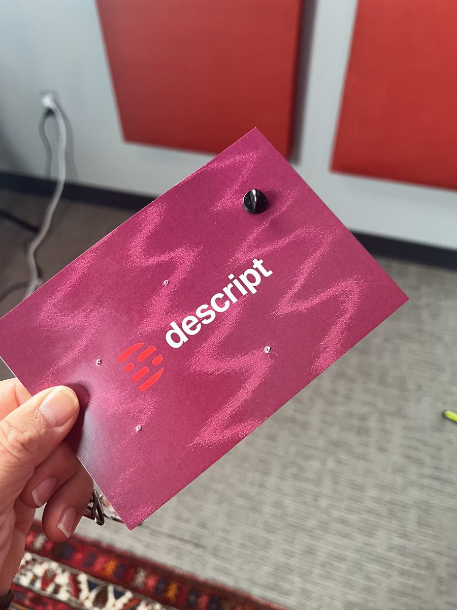 MasatoTaketomi's tweet photo. Just caught Descript CEO Laura Burkhauser’s opening at Make Content, Not Excuses. Clear, practical, and actually useful — not another “build in public” talk. Left wanting to ship a video before lunch. #SFTechWeek @descript https://t.co/ob32sjw43a
