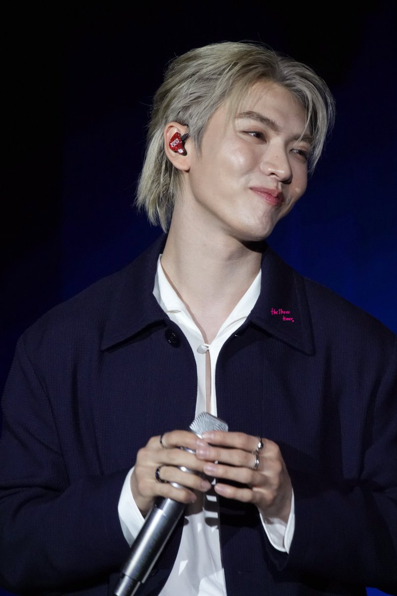 Marie_bn2708's tweet photo. 🚨Tpop week 3 - day 7🚨

Let's get a good ranking for TOO BUSY💪🏻

Please stream on YouTube and Spotify ✌🏻

😈https://t.co/0dvIAGUriJ

🎧https://t.co/VylkCc4AZN

#TOOBUSY_BOSSCKM
#BOSSCKM #Bosschaikamon

📸 thethreetimer https://t.co/8jfWjzeiG0