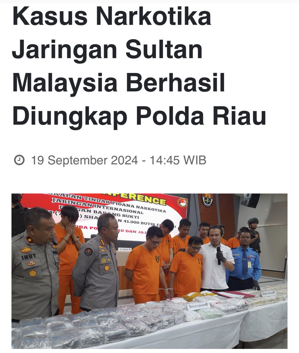 HellYea9h's tweet photo. @zaidkhan1075 @G_minton Org Malingsia pintar2, tp pintar bikin bom, pintar selundupin narkoba 🤣🤣 https://t.co/feselKHBry