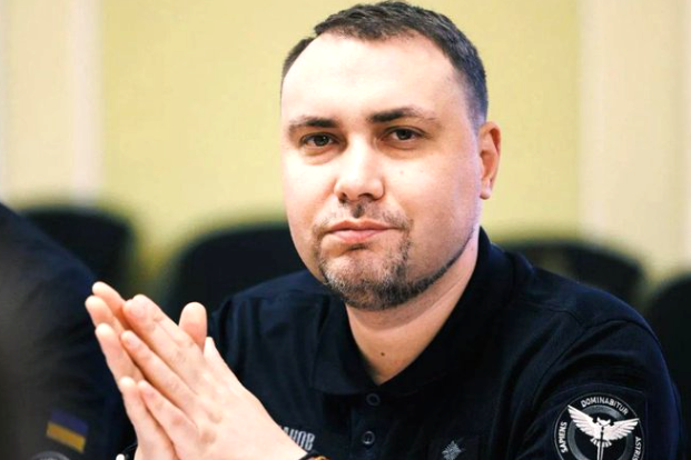 WW3finalboss's tweet photo. BUDANOV: RUSSIAN WAR CRIMINALS WILL BE HUNTED WORLDWIDE 🇺🇦🇷🇺

Kyrylo Budanov says Ukraine 🇺🇦 intends to pursue alleged Russian 🇷🇺 war criminals regardless of where they go after the war.

“In any part of the world we will search for and track down Russian war criminals. Sooner or later, this time will come, wherever they are.” - Budanov 🇺🇦

The warning is unmistakable: in Budanov’s view, distance, borders and the passage of time will not end Ukraine’s pursuit of accountability for crimes committed during Russia’s invasion.