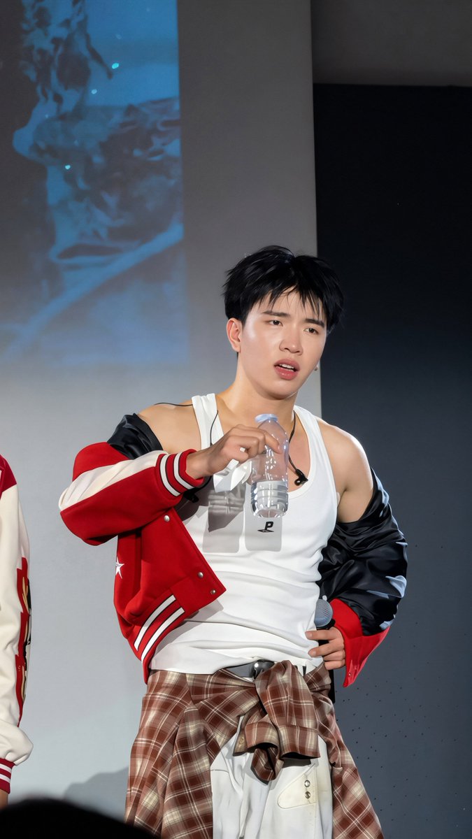 Orca_BlueHeart's tweet photo. น้องคีนหยุดโตดิ๊ 😲

CLOVER PARIS FIRST STAGE

#CLO_VERxTPOPSTAGEINPARIS 
#CLO_VER 
#keenkeno https://t.co/guU6TPVVsw