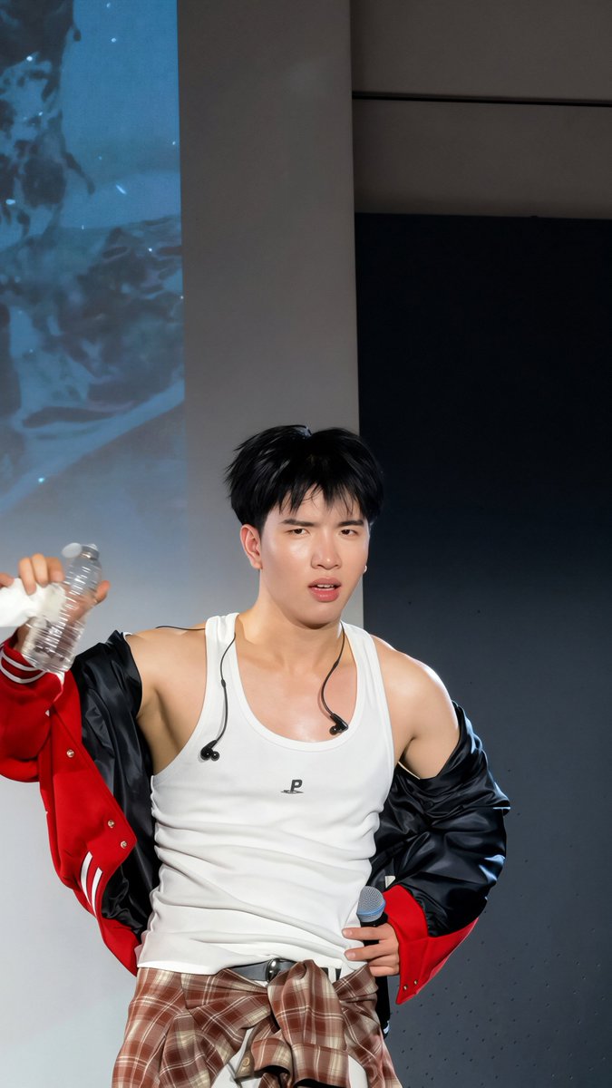 Orca_BlueHeart's tweet photo. น้องคีนหยุดโตดิ๊ 😲

CLOVER PARIS FIRST STAGE

#CLO_VERxTPOPSTAGEINPARIS 
#CLO_VER 
#keenkeno https://t.co/guU6TPVVsw