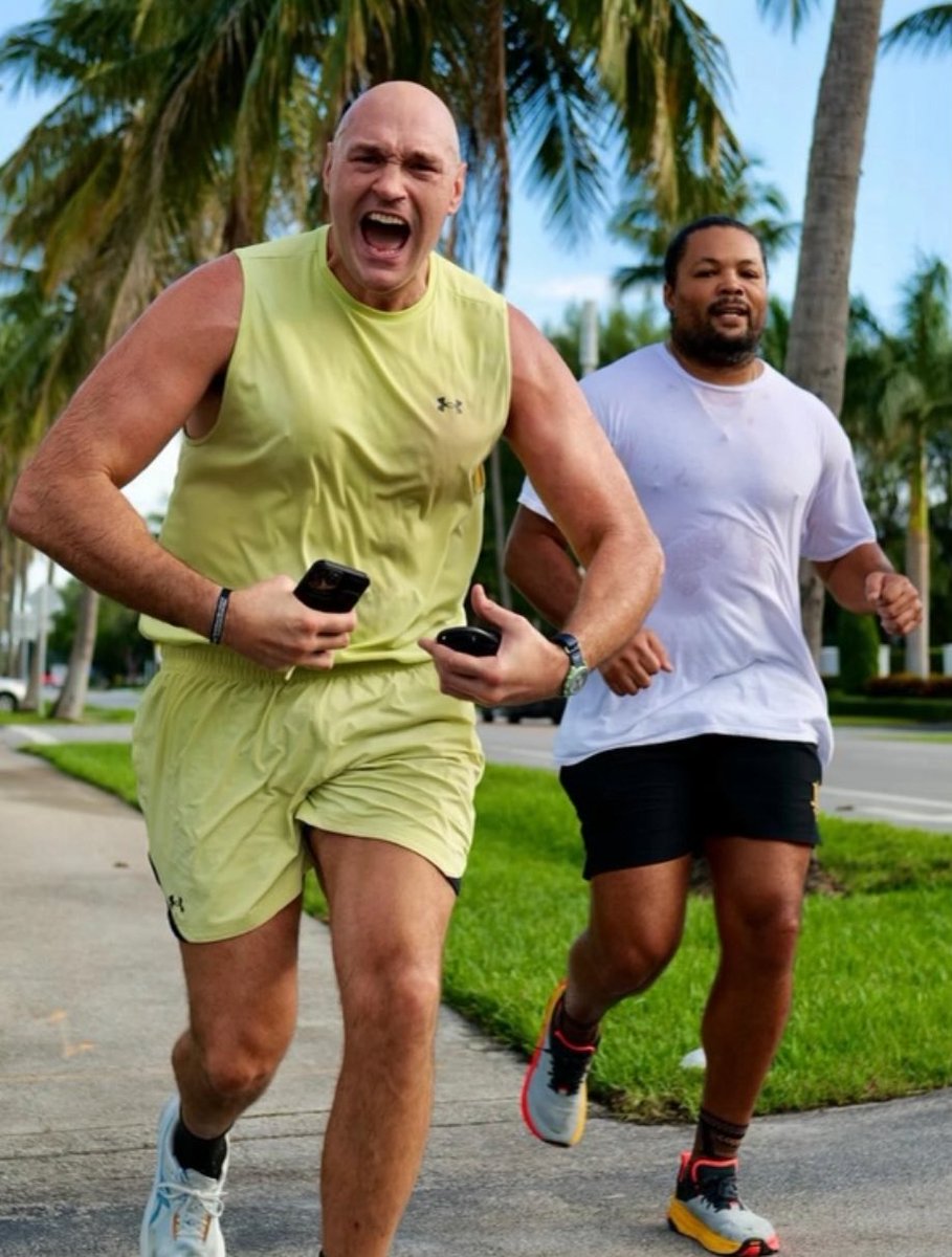 devsahni's tweet photo. Tyson Fury and Joe Joyce training in Miami as we count down to Fury v Joshua. https://t.co/nMfmFNUdOz