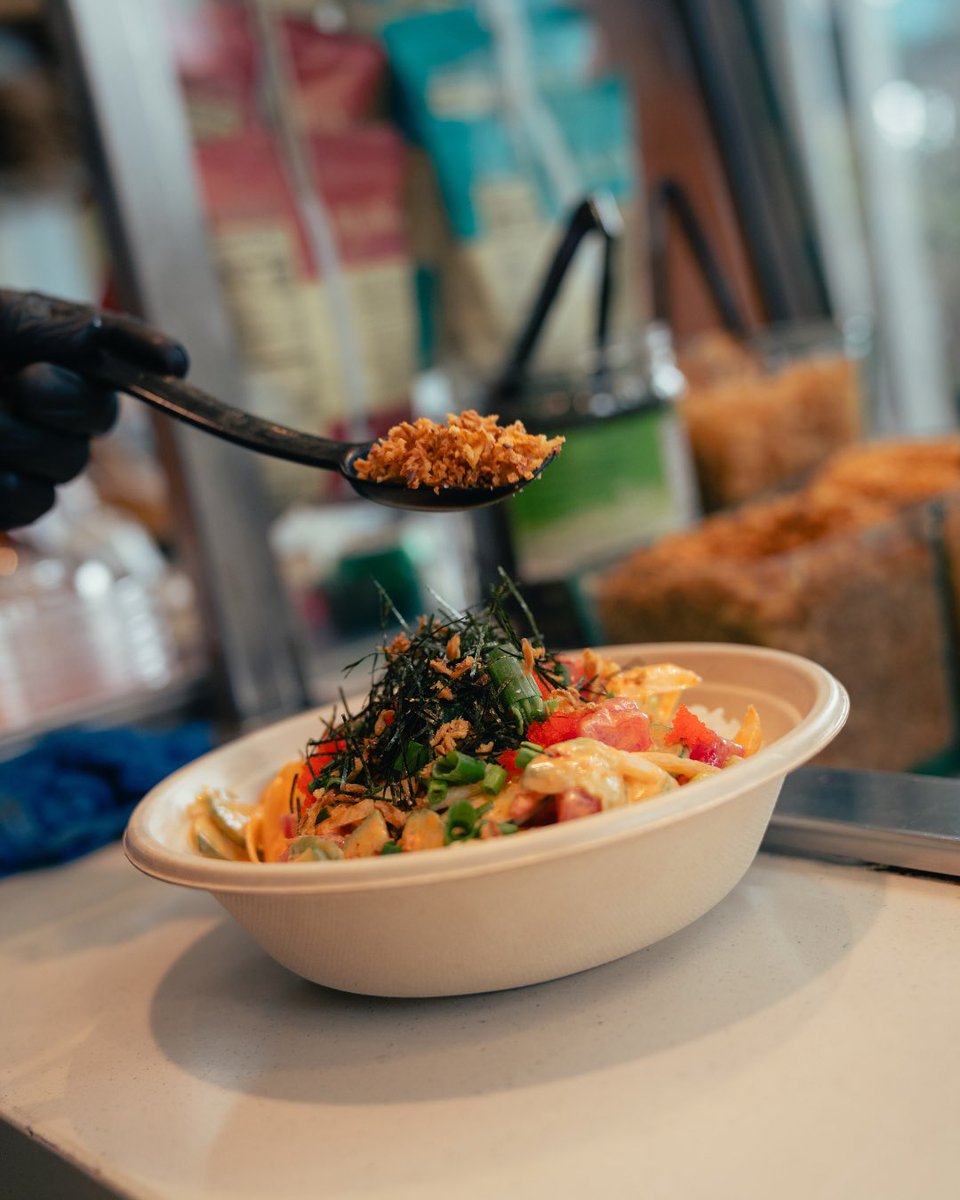 TheCollectionRP's tweet photo. Fresh, flavorful, and made your way. 🐟 Build your perfect poke bowl at Pokeworks in The Annex Food Hall with fresh seafood and tasty toppings. Your bowl, your way. 

Stop by Pokeworks and make it your own! 🥢 https://t.co/l8KJnvI5wQ