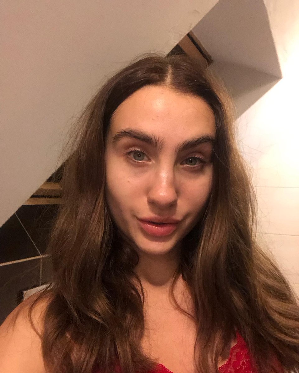 EdirneMasooz_'s tweet photo. ilgi 0rosplgm tuttuğu bu gün aliba oteldeyizzz https://t.co/VLQYpkLl2s