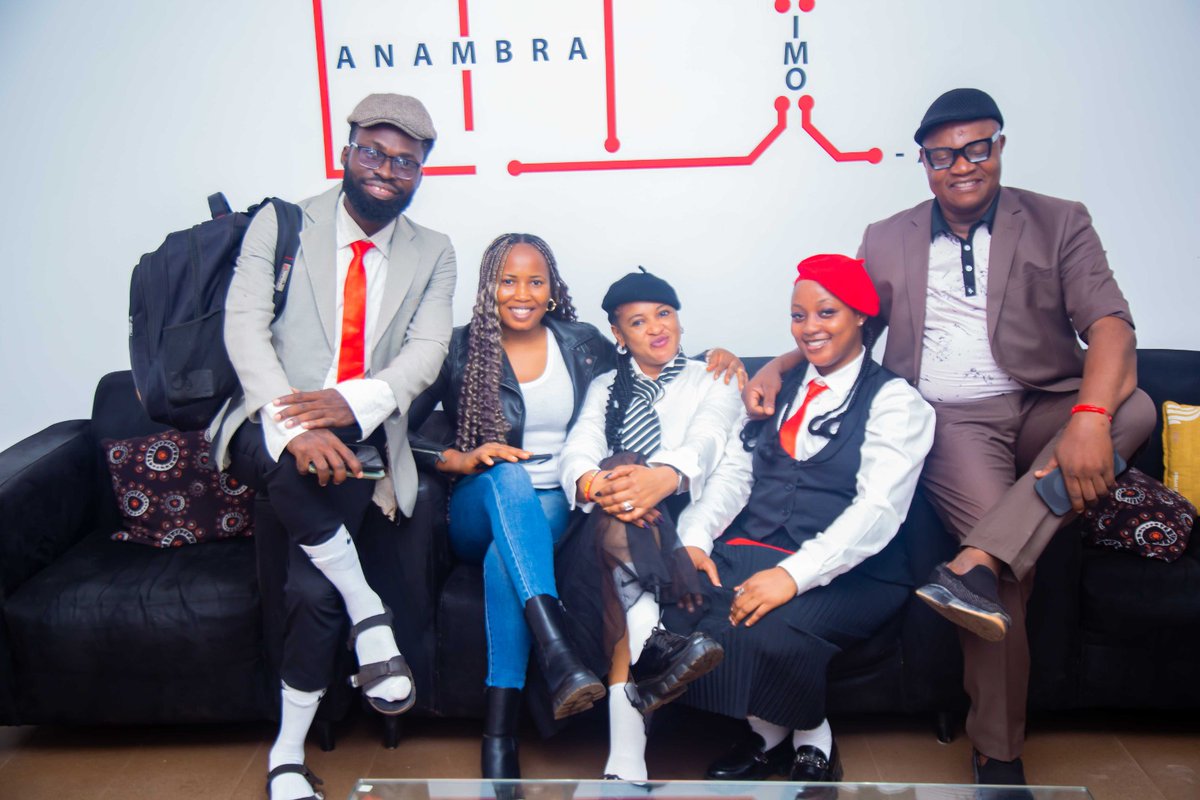 mainpowerdisco's tweet photo. The Extra Mile looks good on us! ❤️💙
#CustomerServiceWeek2026
#TheExtraMile
#OldSchoolVibes
#MainPowerCares https://t.co/UIgoPF5IkD