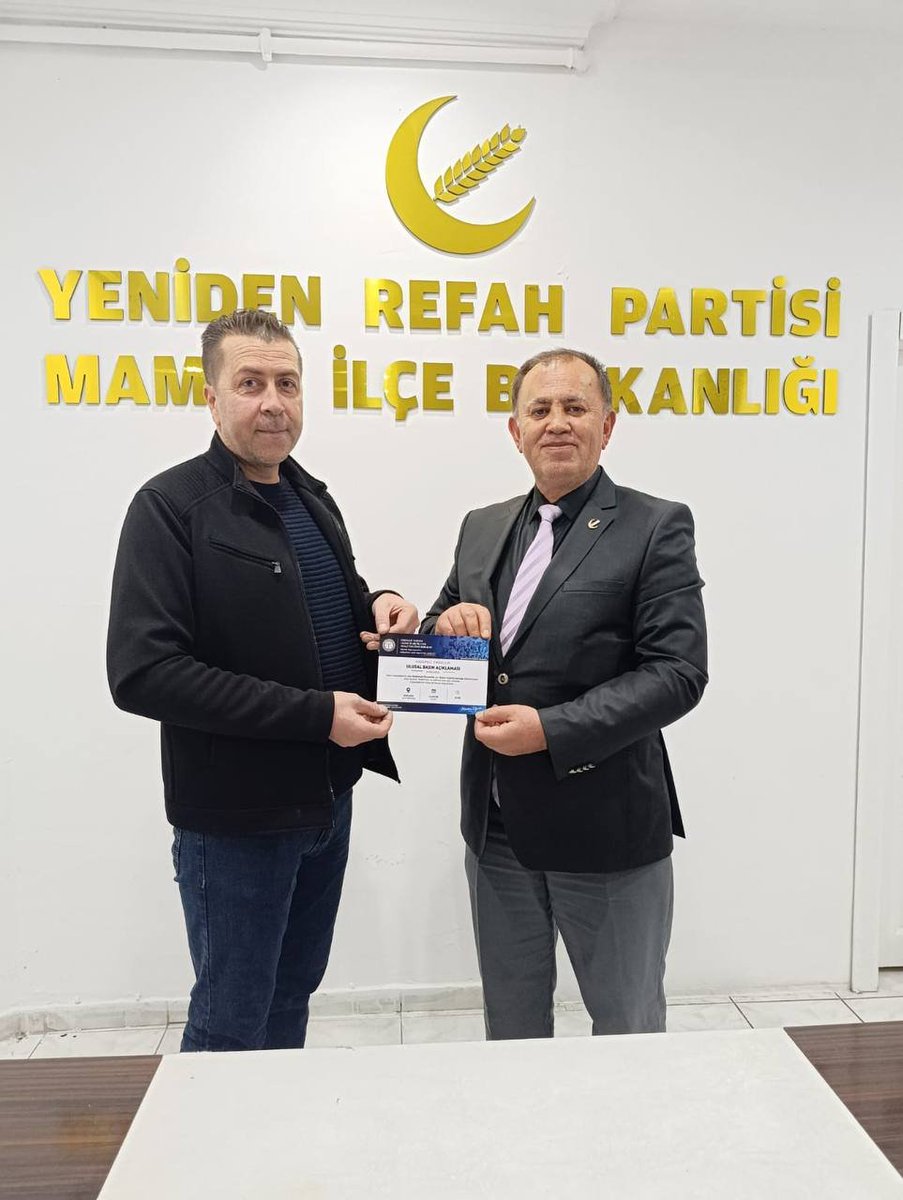 EmadDernegi's tweet photo. 🔴 EMADDER – YENİDEN REFAH PARTİSİ MAMAK İLÇE BAŞKANLIĞI ZİYARETİ

@rprefahpartisi
@erbakanfatih 
@ERTURKACUN

Emeklilikte Adalet Derneği Yönetim Kurulumuz, Yeniden Refah Partisi Mamak İlçe Başkanı Sayın Ertürk Acun ile bir araya geldi.

Görüşmede, 18 Ekim Pazar günü Ankara’da gerçekleştireceğimiz Büyük Basın Açıklamamızın davetiyesi kendilerine takdim edildi.

Nazik kabulleri ve kademeli emeklilik mücadelemize gösterdikleri ilgi için Sayın Ertürk Acun’a teşekkür ediyoruz.

Emeklilikte Adalet Derneği

@suatkilic
@BO_Osmanagaoglu
@MehmedAltinoz
@DoganBekin
@mvaliyuksel42
@mehemmed19
@melihguuner
@ha_kanay
@magdursuztoplum

@EmadDernegi 
@EMADDER_KADEME
#ArtıkVerinKademeyi